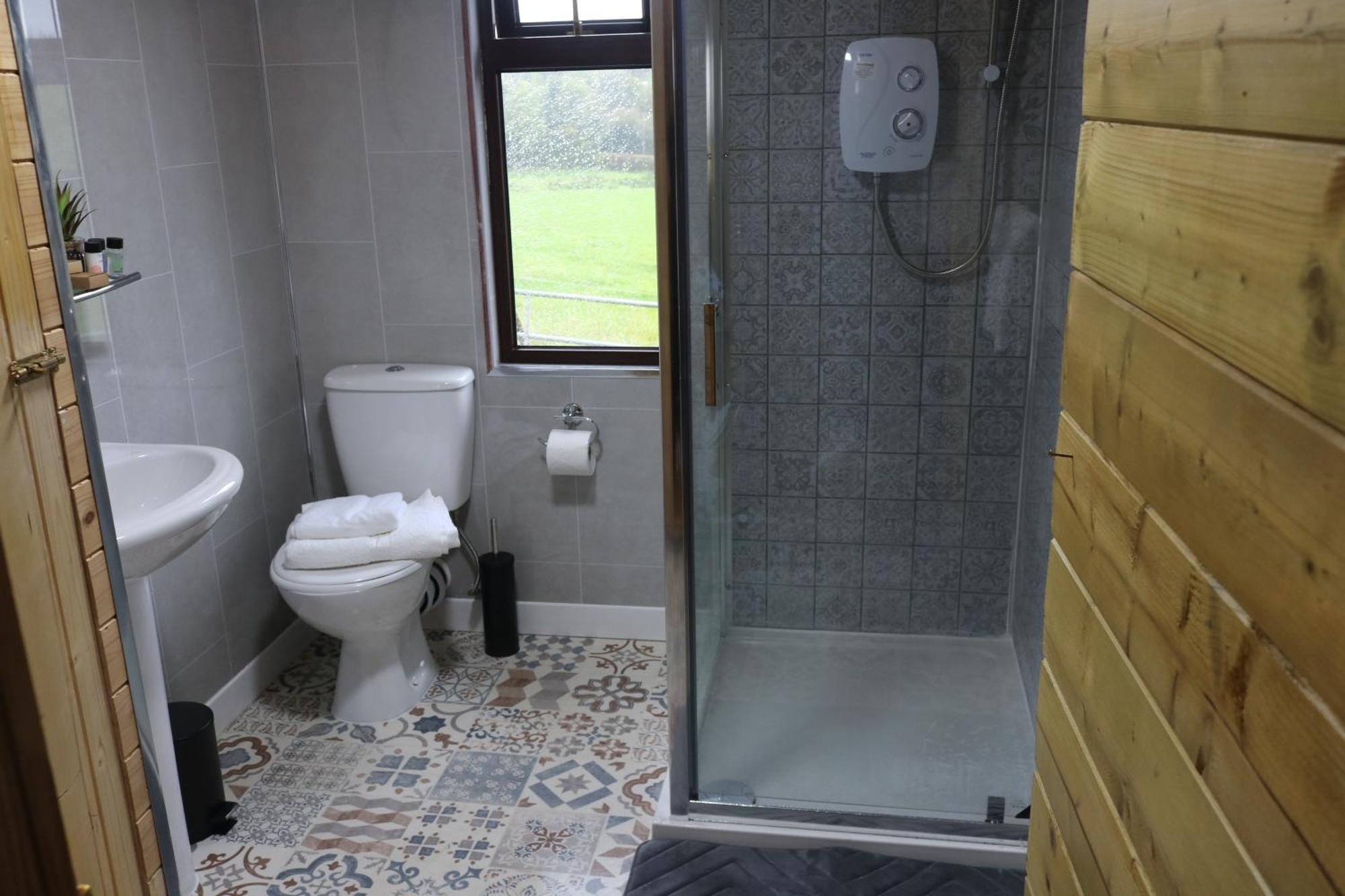 The Cabin Pipershill Newtownbutler Esterno foto